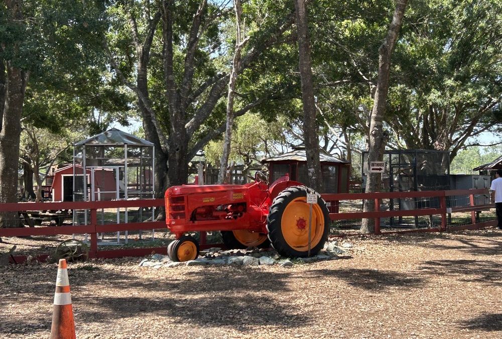 Enjoy Seasonal Events and Apple Picking at Hunsader Farms