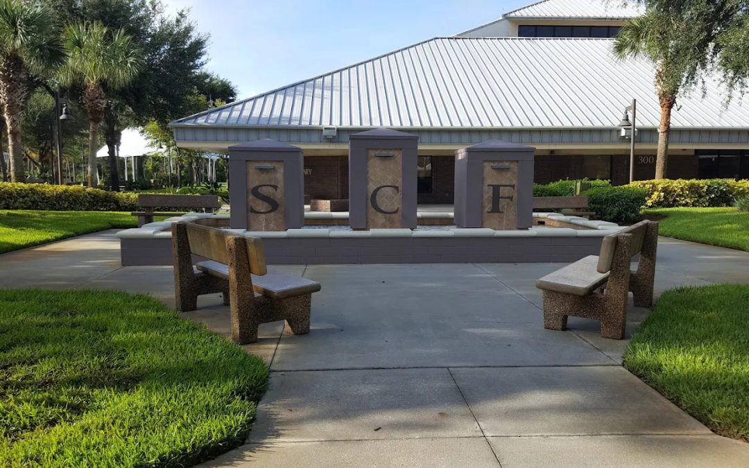 Experience Quality Education and Vibrant Campus Life at State College of Florida, Venice in Sarasota County